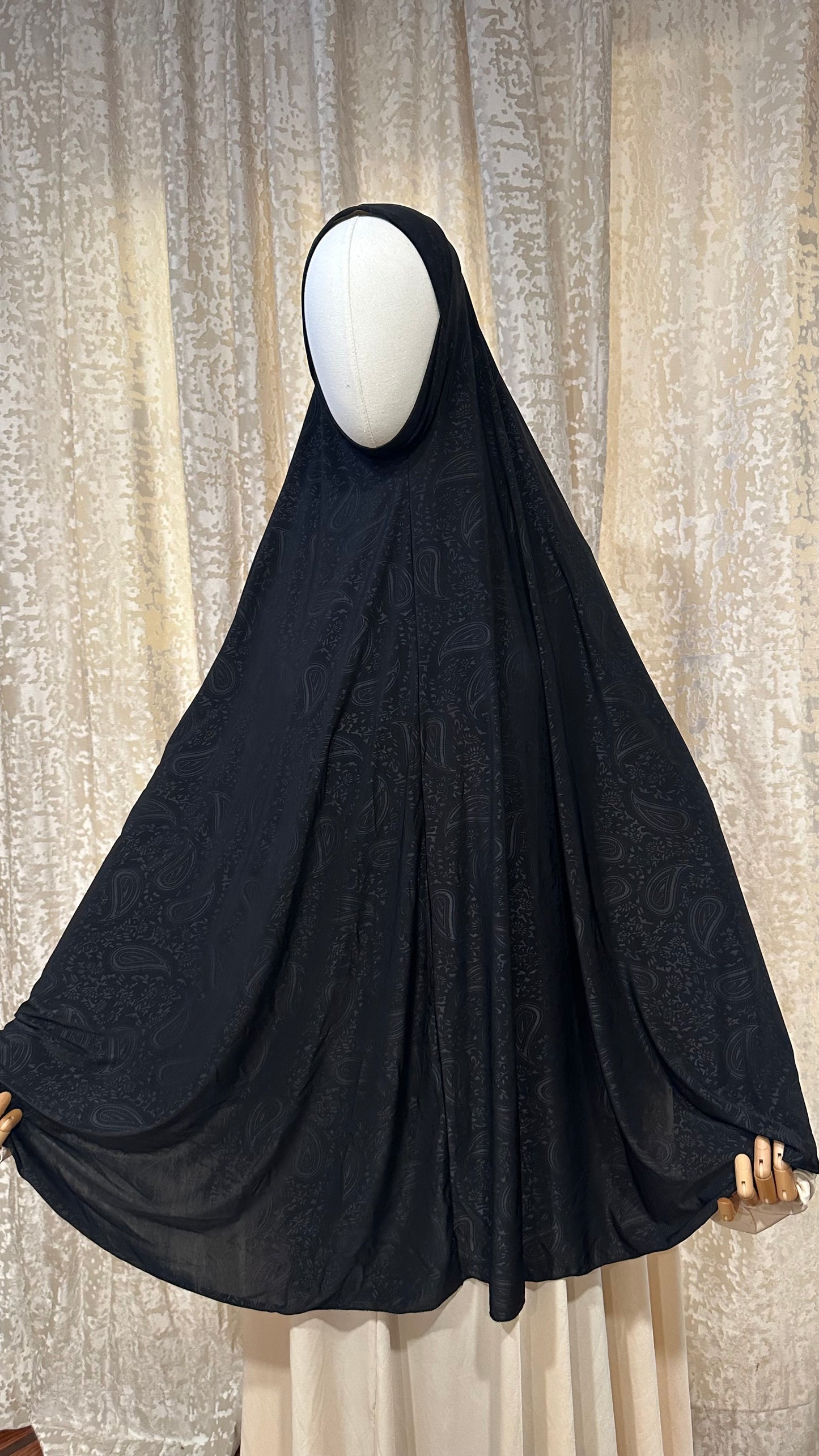 The Safiya Chin-Cover Khimar