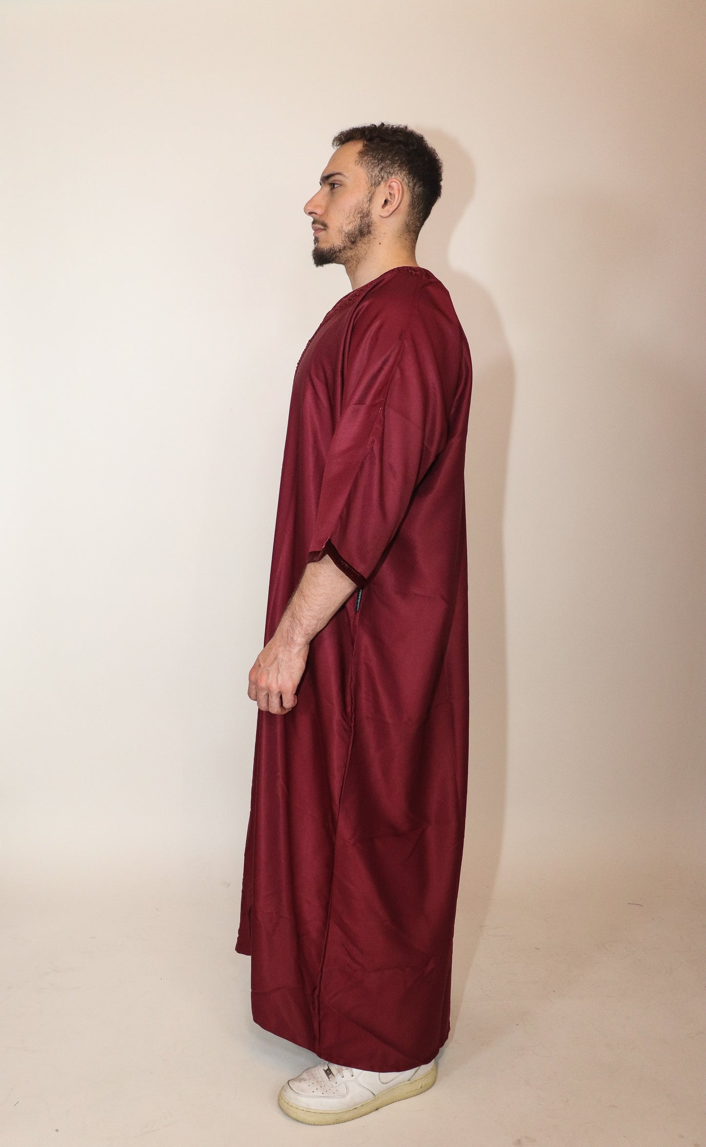 Essential Moroccan Thobe - Burgundy