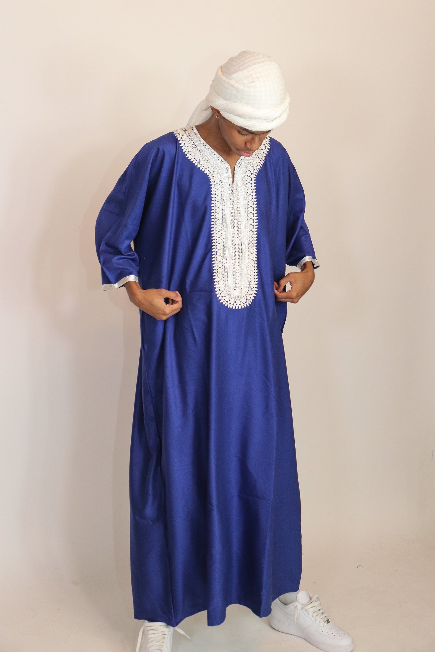 Essential Moroccan Thobe - Blue & White