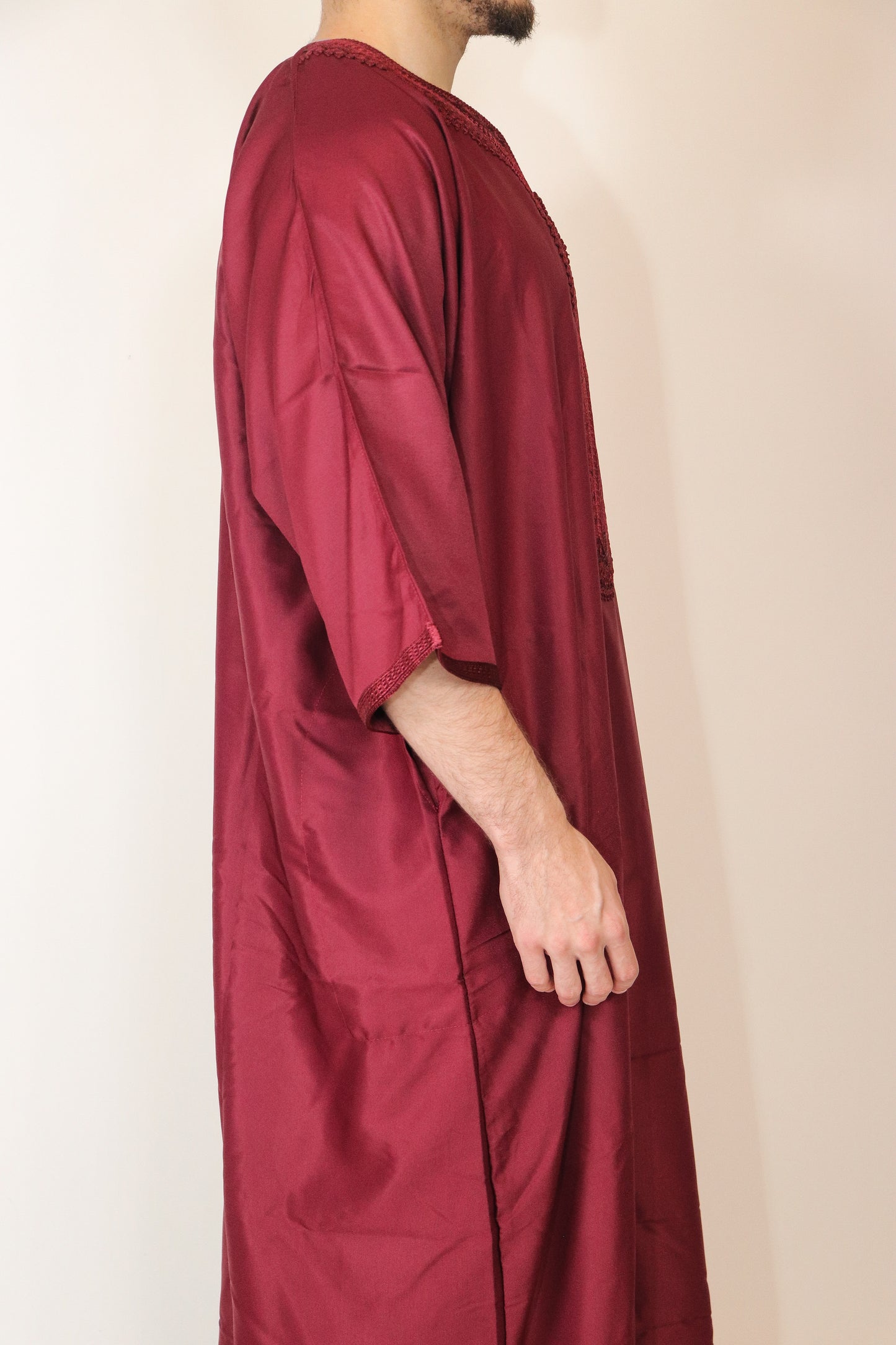 Essential Moroccan Thobe - Burgundy