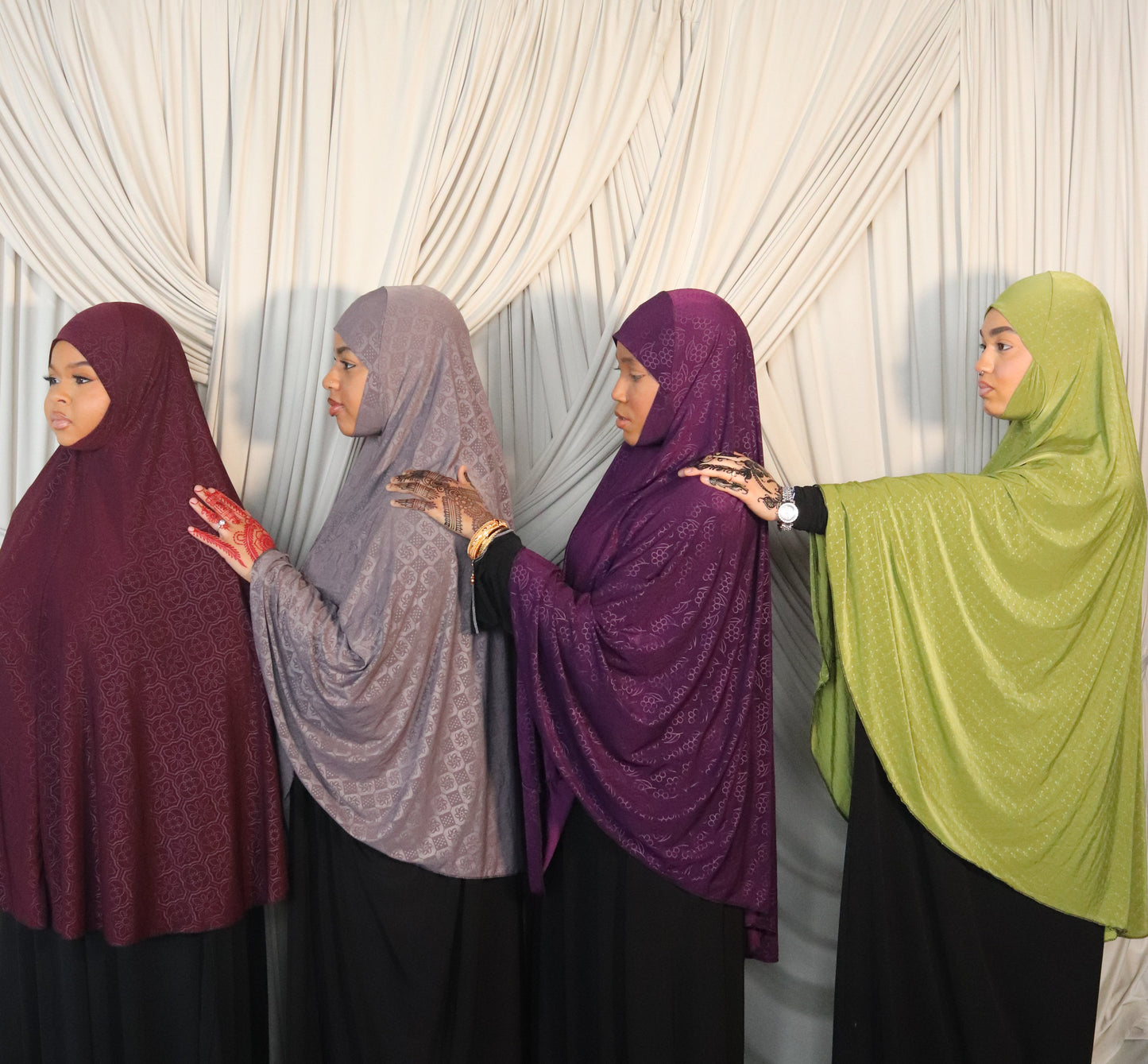 The Safiya Chin-Cover Khimar