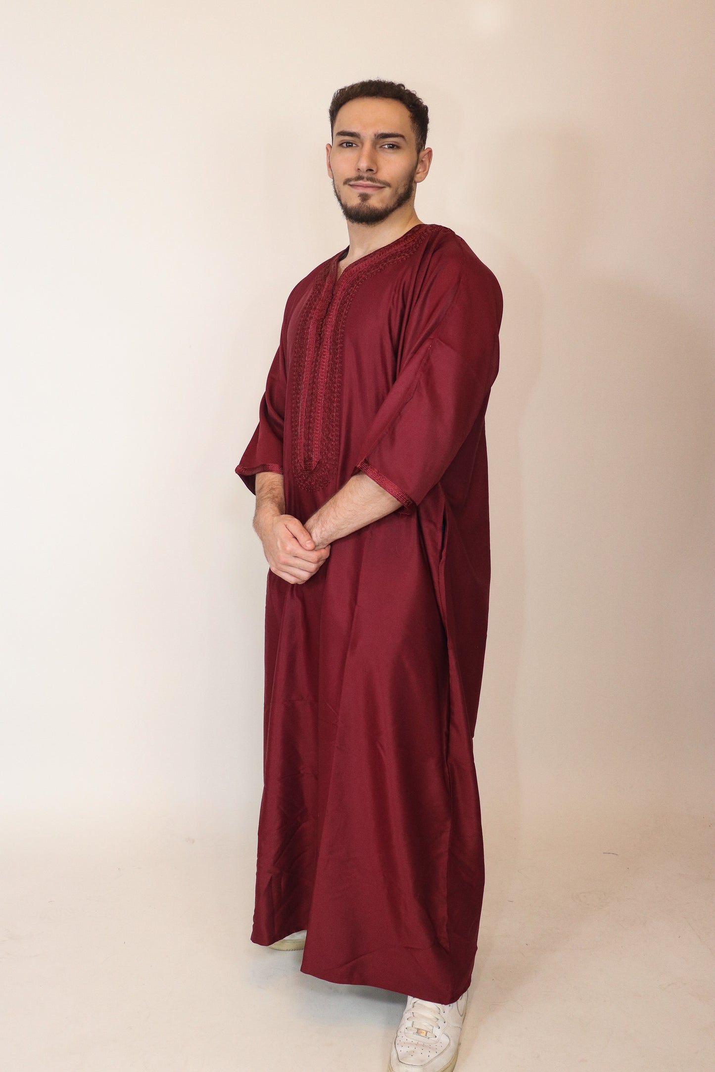 Essential Moroccan Thobe - Burgundy