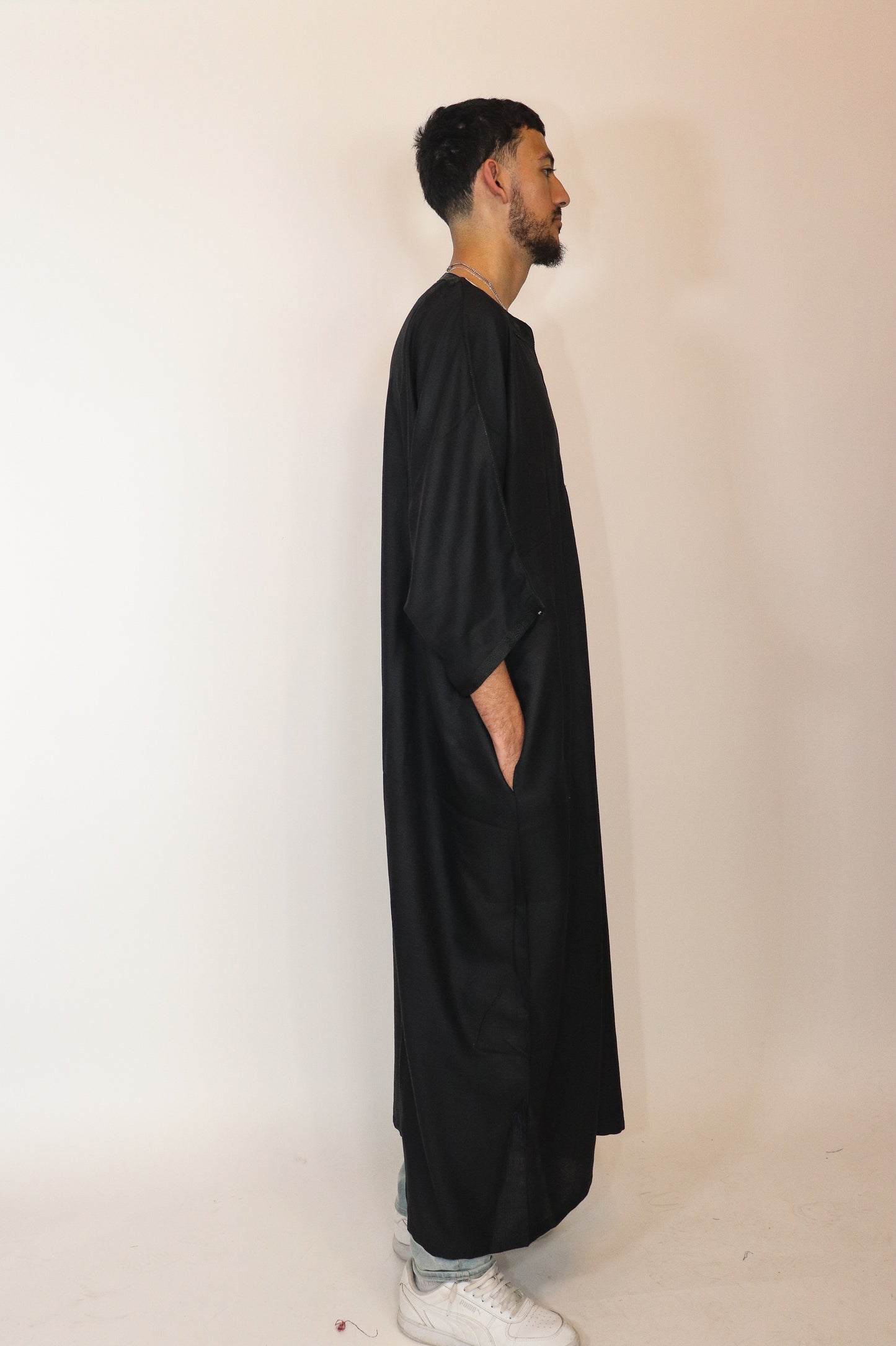 Essential Moroccan Thobe - Black