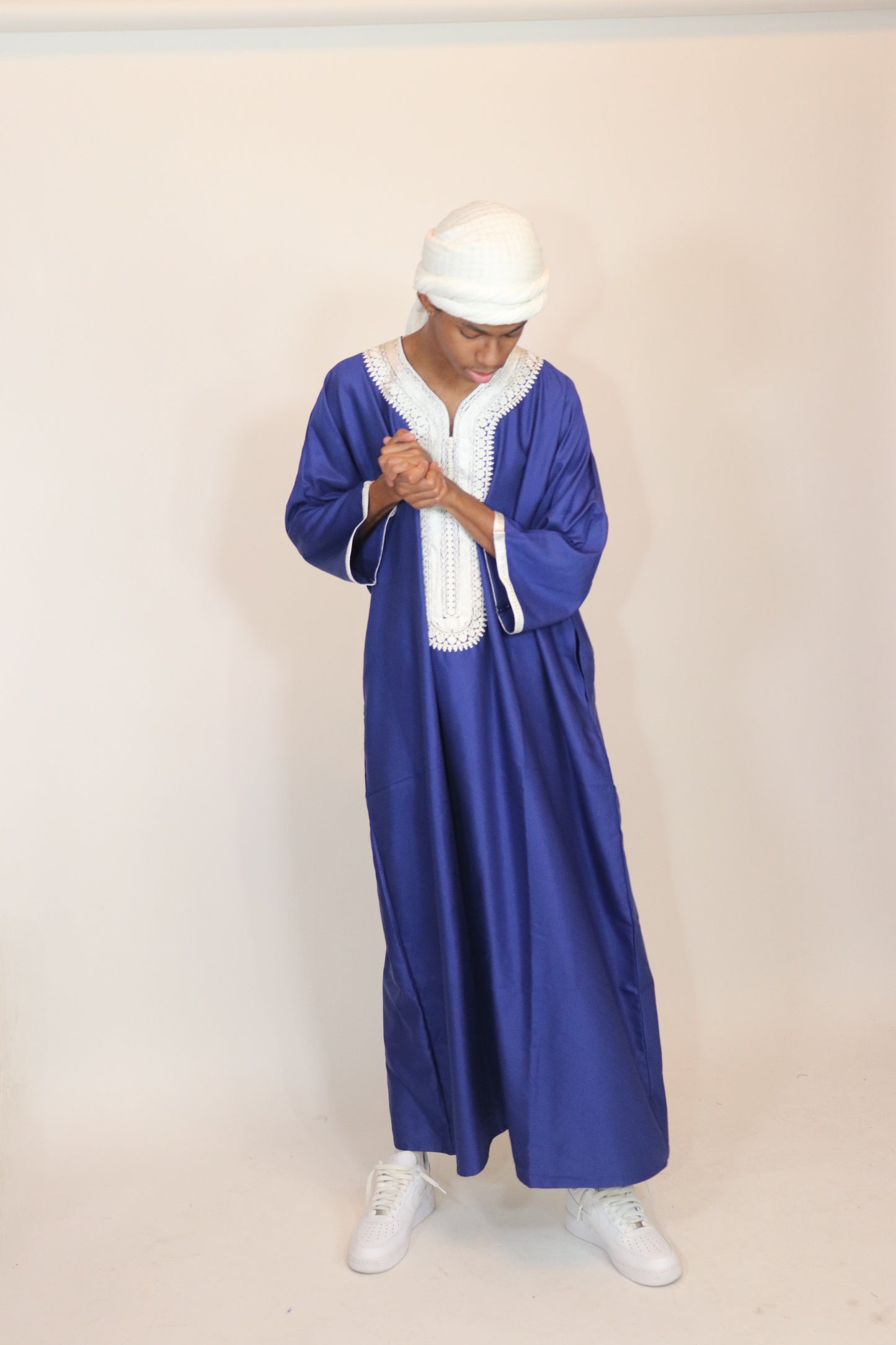 Essential Moroccan Thobe - Blue & White