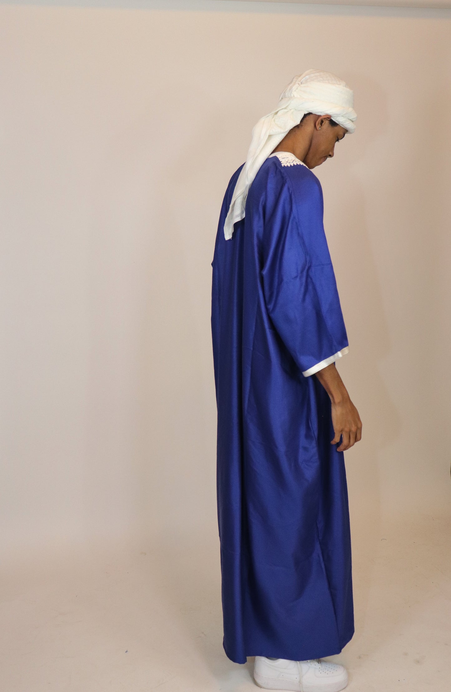 Essential Moroccan Thobe - Blue & White