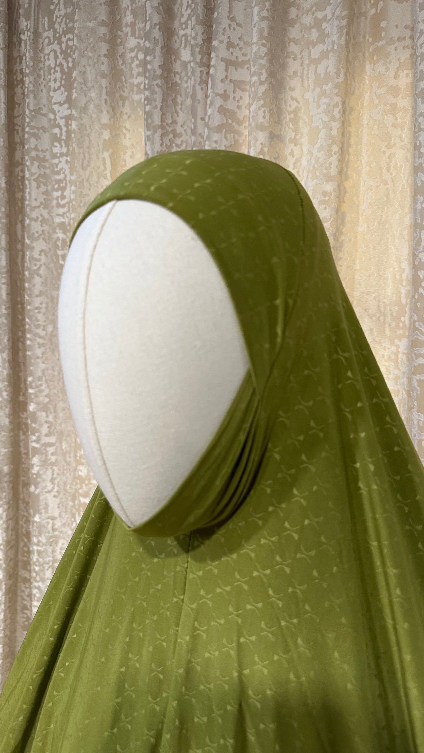 The Safiya Chin-Cover Khimar