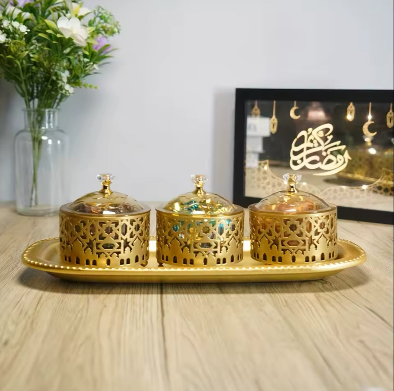 One (1) set of candy box tray combination